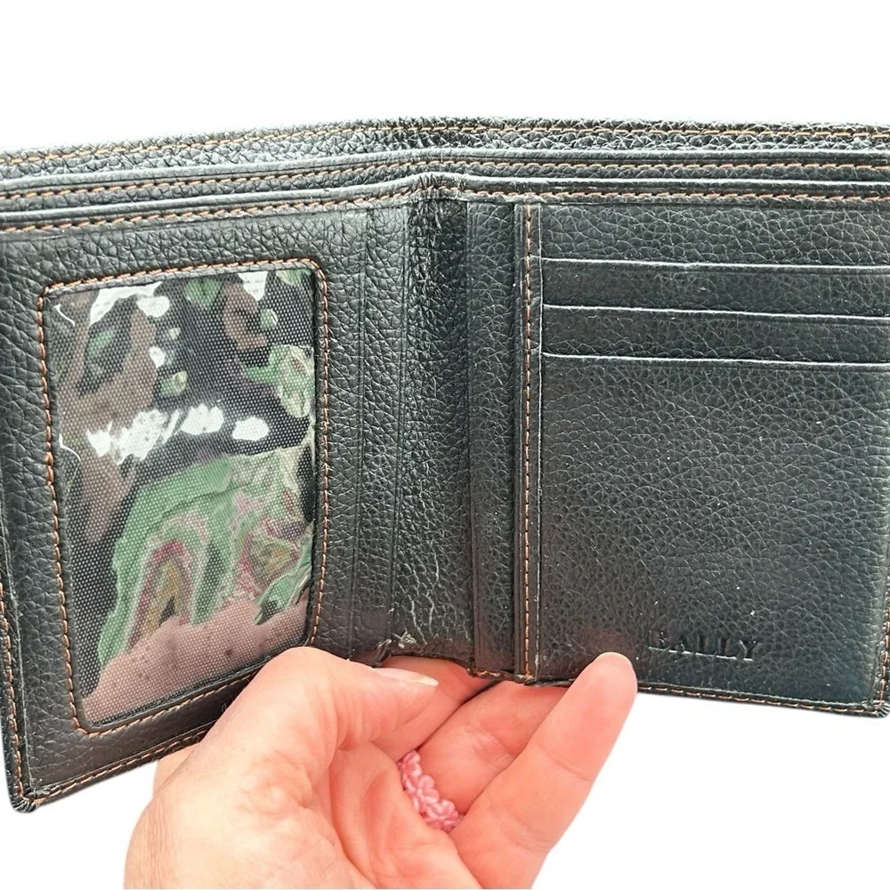 Bally Men's Oeden Grained Leather Wallet